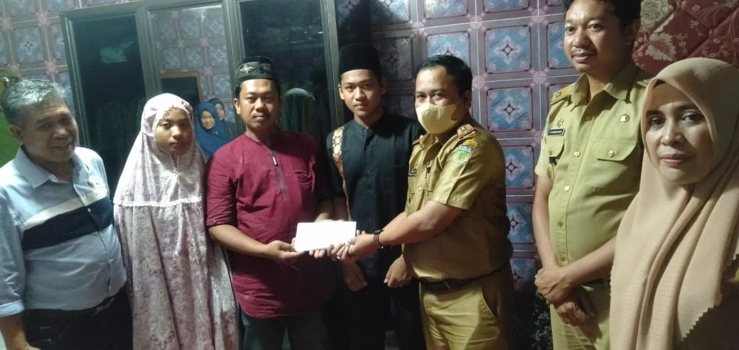 Pemkab-Pemprov Bantu Biaya Keluarga Bunuh Diri