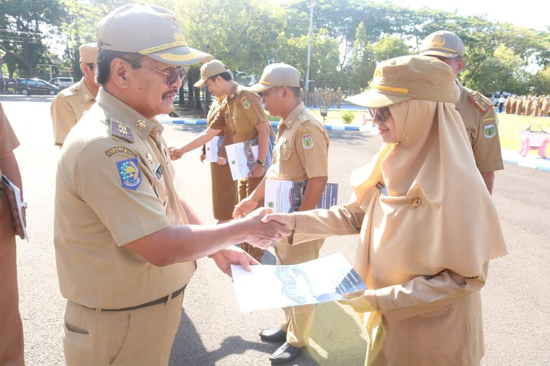 438 ASN Pemkab Terima Kenaikan Pangkat