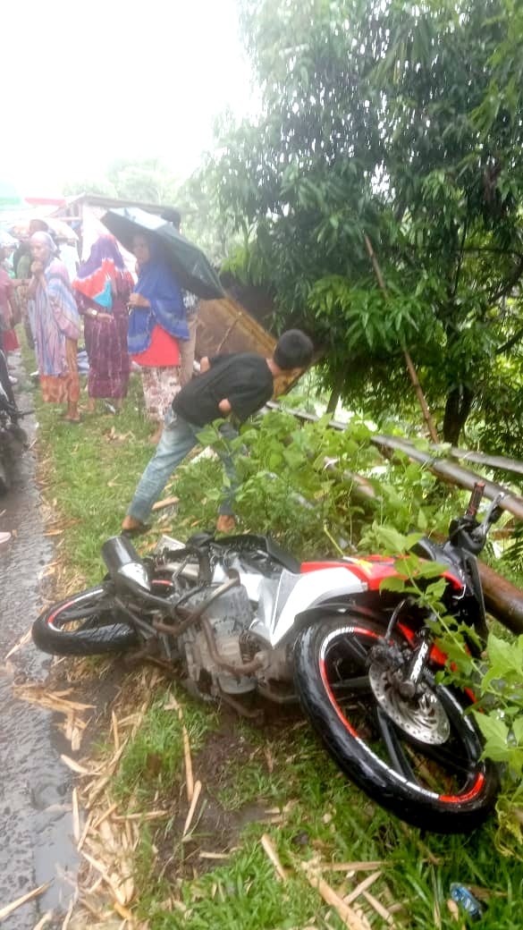 Truk Tanpa Sopir Tabrak  Pelajar Hingga Tewas