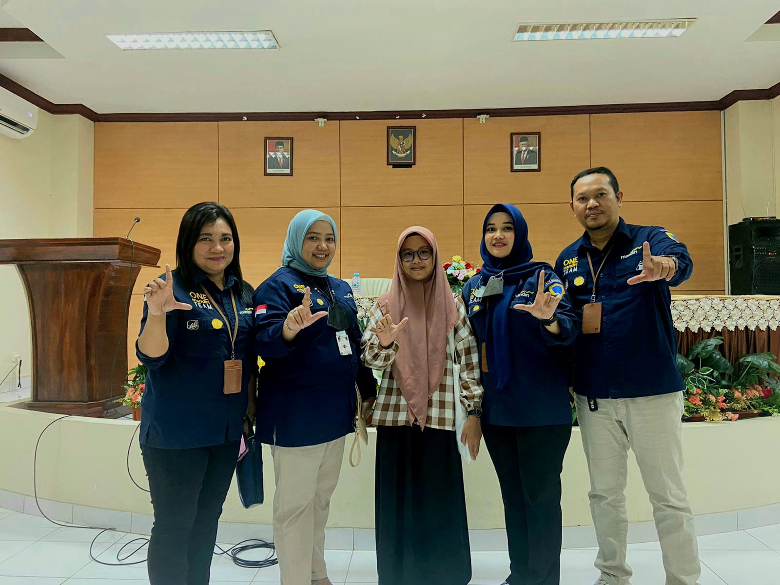 Seminar Mahasiswa FDK UINAM Hadirkan Pimpinan Bank Mandiri