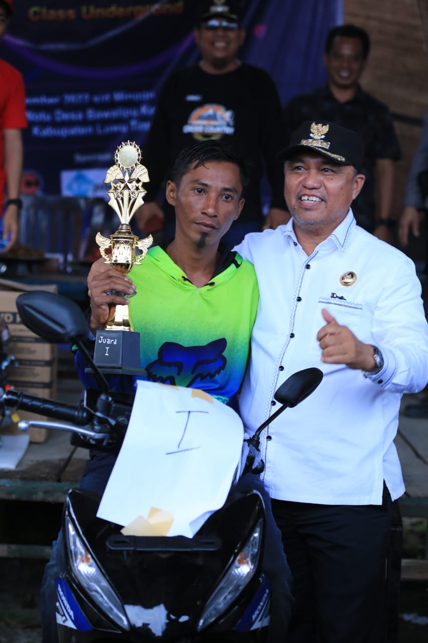 Budiman Resmi Tutup Lomba Perahu Bala-Bala