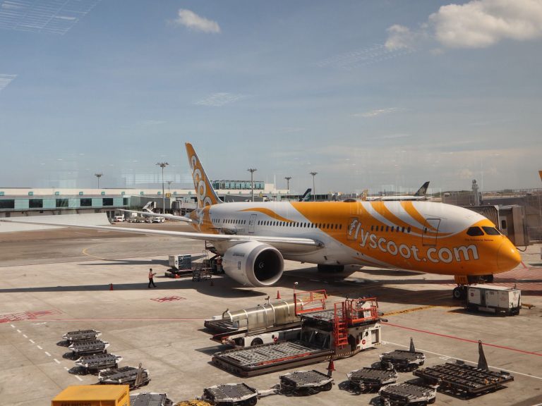 UPG Kembali Buka Penerbangan Makassar-Singapura