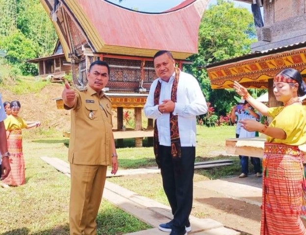 Bupati dan Kades Belajar Budaya di Tator