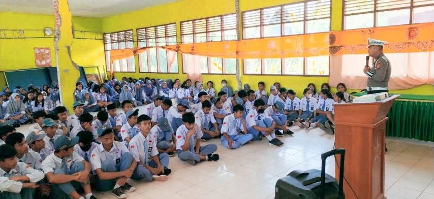 Kasat Lantas Sampaikan Pesan Keselamatan Berlalulintas