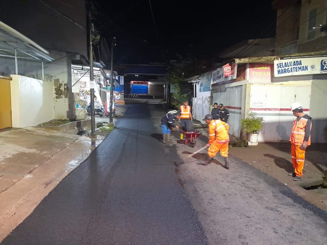 Benahi Jalan Rusak, Warga  Apresiasi Kinerja Dinas PU