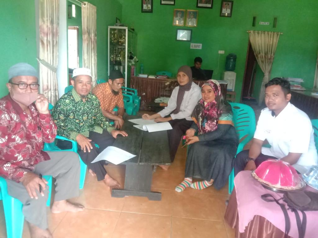 Muhammad Fauzi Bantu Pesantren Darul Arqam Balebo