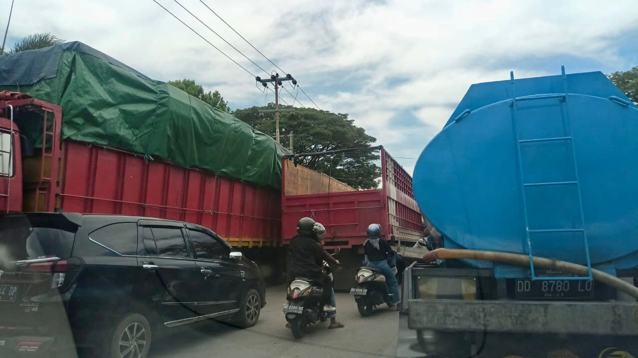 Perda Diabaikan, Gudang  di Kawasan Tallo  Bebas Beroperasi