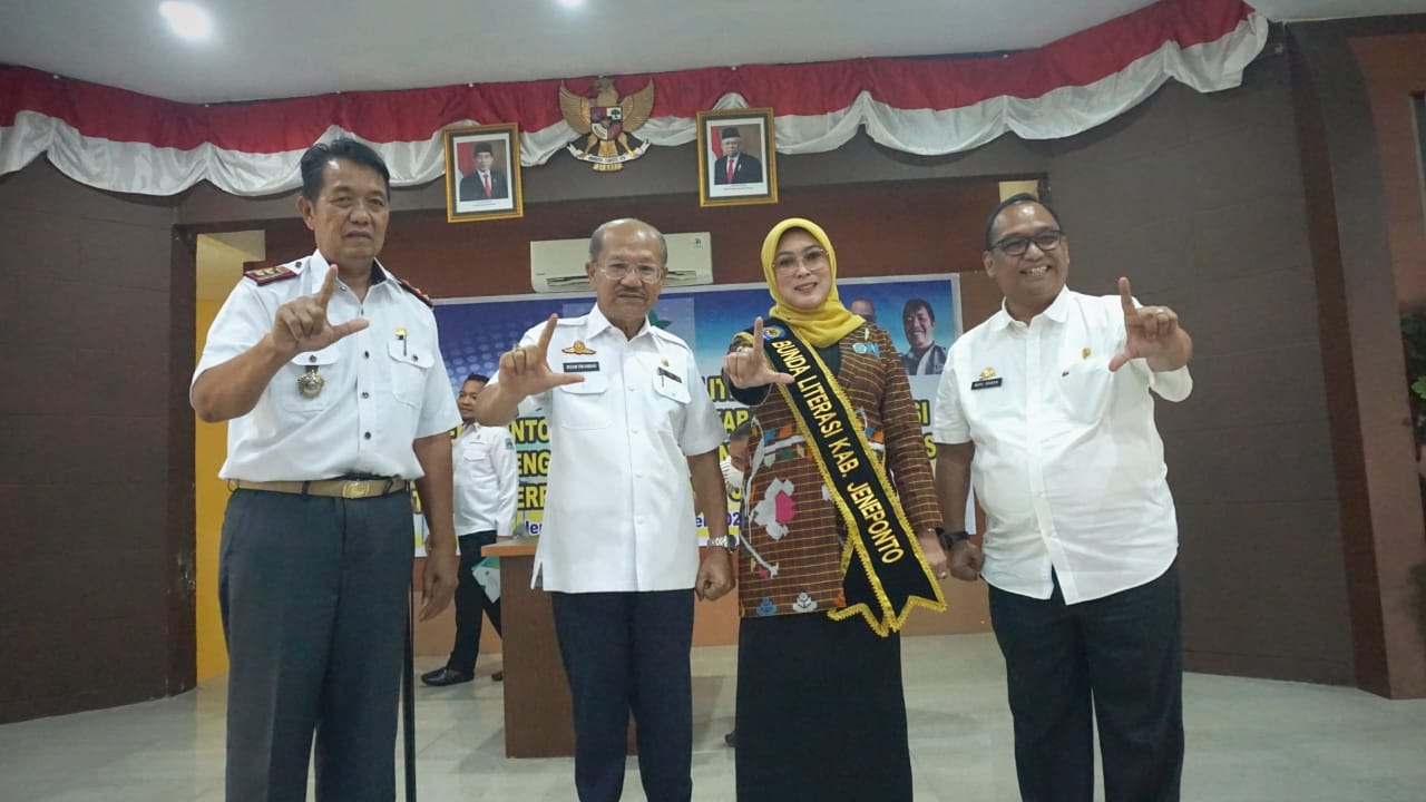 Hamsiah Berkomitmen Tingkatkan Budaya Literasi