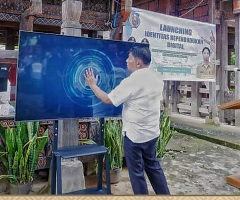 Theo Launching Identitas Kependudukan Digital