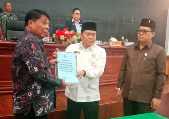 Dewan Tetapkan Perda Riparda