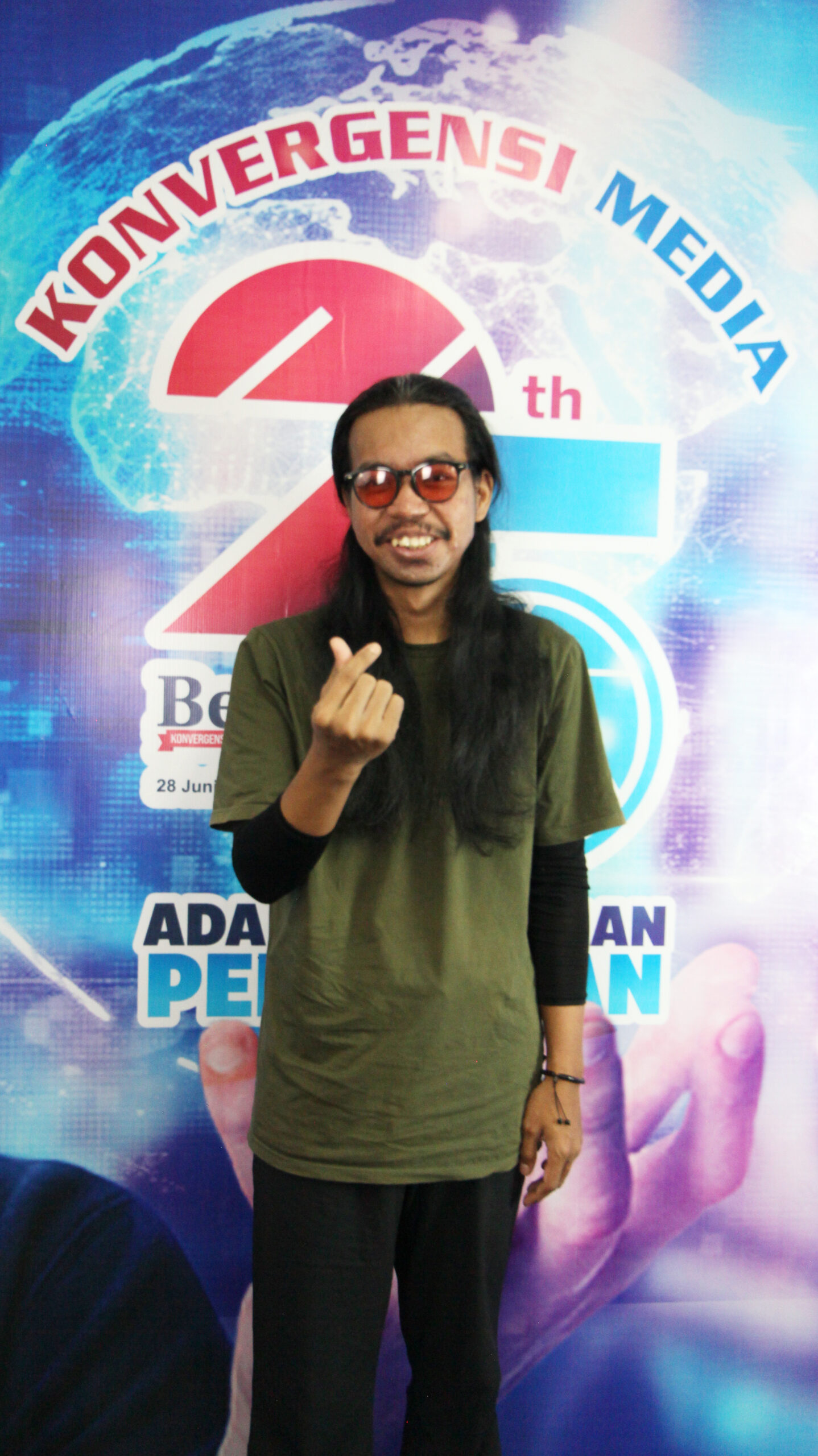 Target ‘Gila’ Menulis  1.000 Buku
