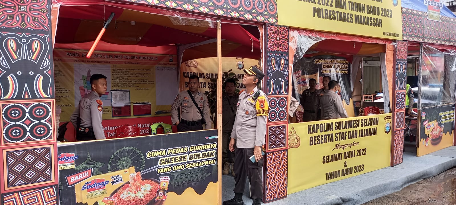 Wakapolrestabes Cek Pos Pengamanan Ops Lilin 2022