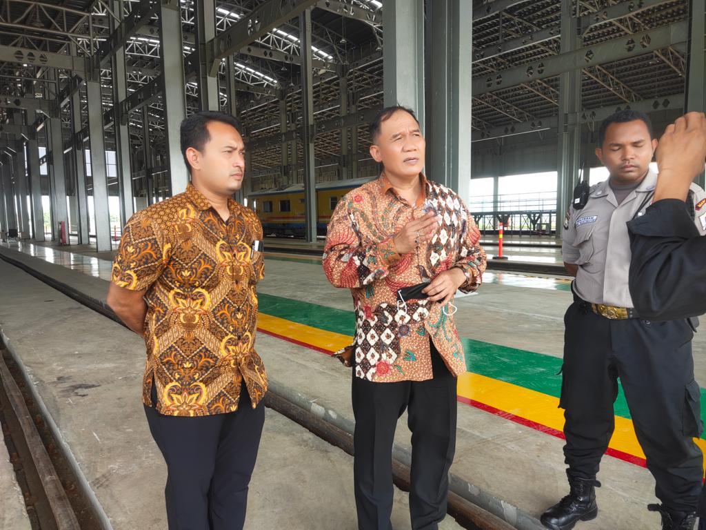 Bambang Haryo Soroti Pembangunan Rel Kereta Api Makassar-Parepare