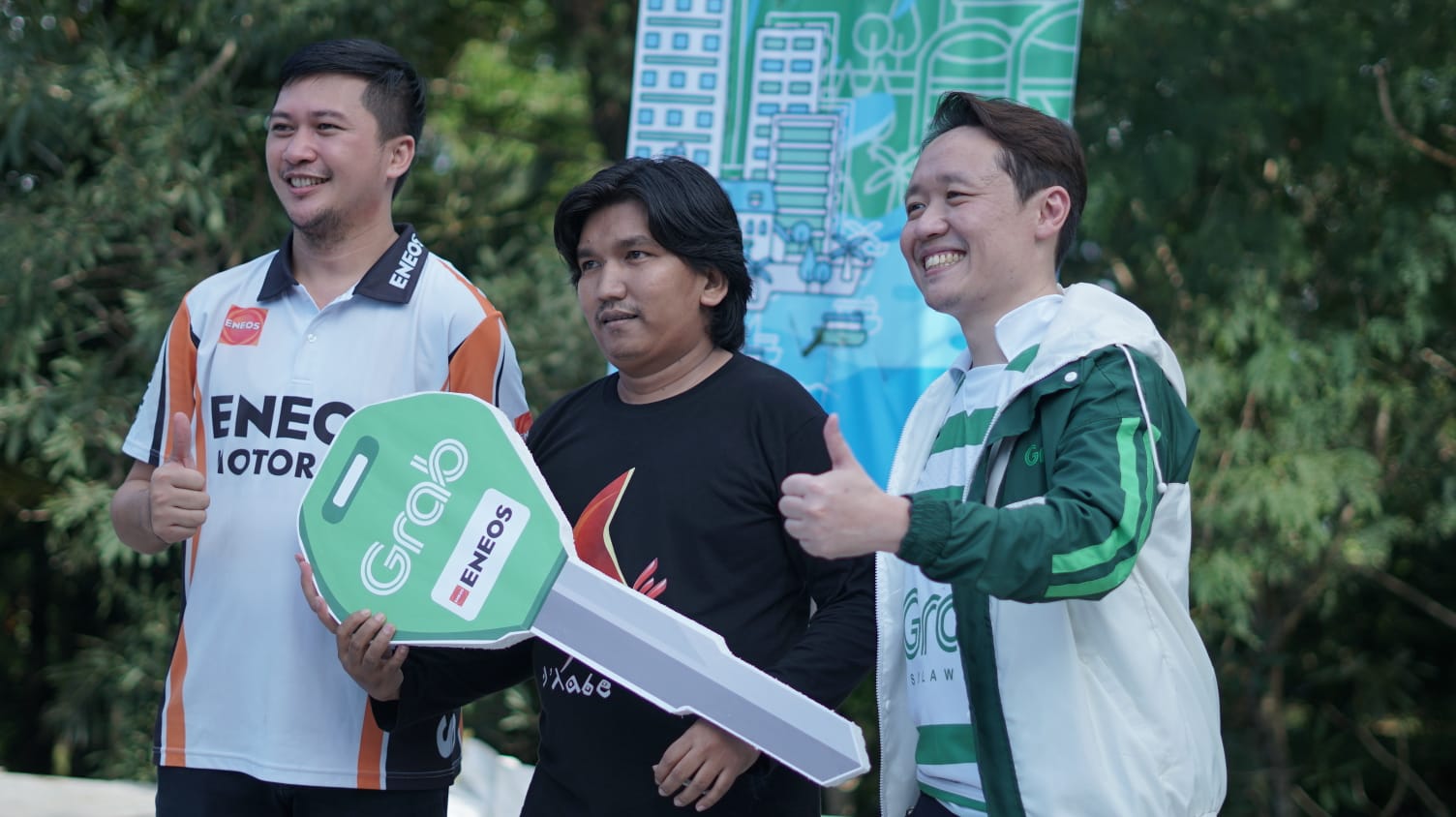 Seribuan Mitra Grab di Makassar dan Keluarganya Ikuti Keseruan Hajatan Akhir Tahun