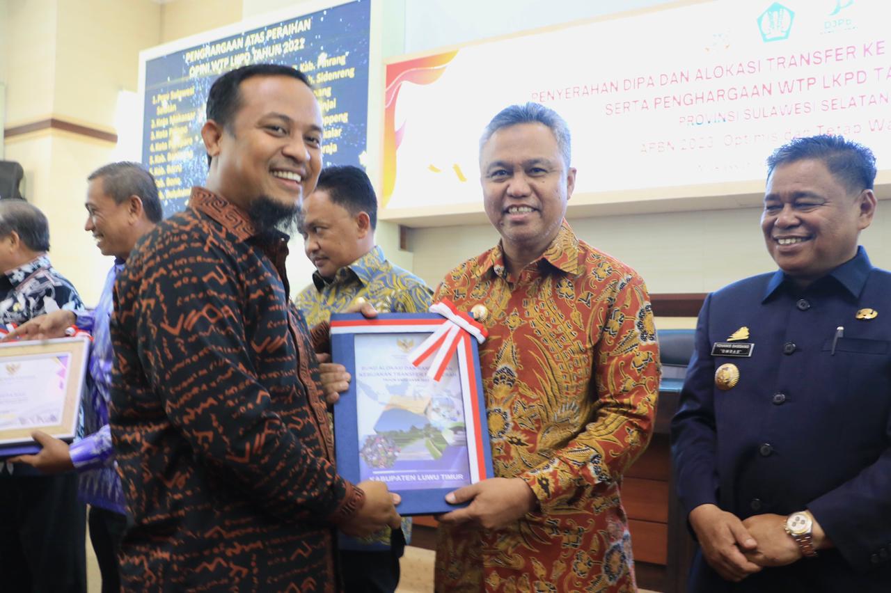 Bupati Lutim Terima DIPA dan Penghargaan WTP