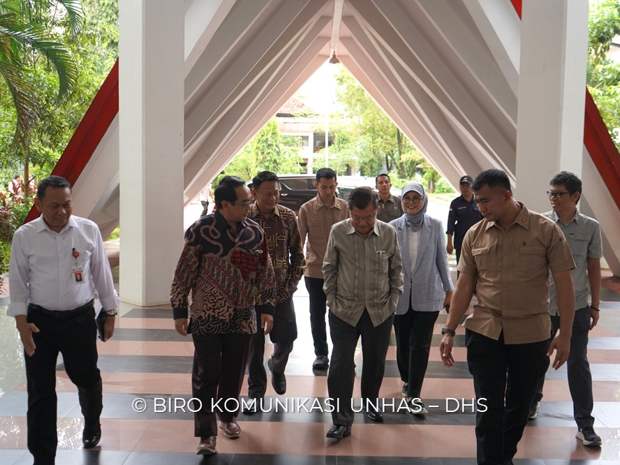 Rektor Unhas Terima Kunjungan Jusuf Kalla, Bahas Upaya Peningkatan Kualitas Perguruan Tinggi Indonesia Timur