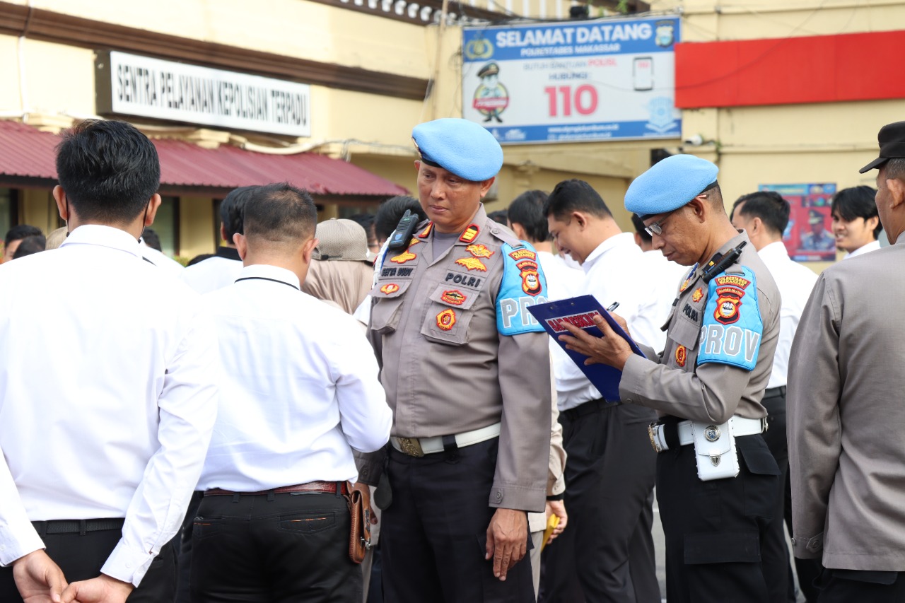 Propam Polrestabes Makassar Razia Personel Polisi