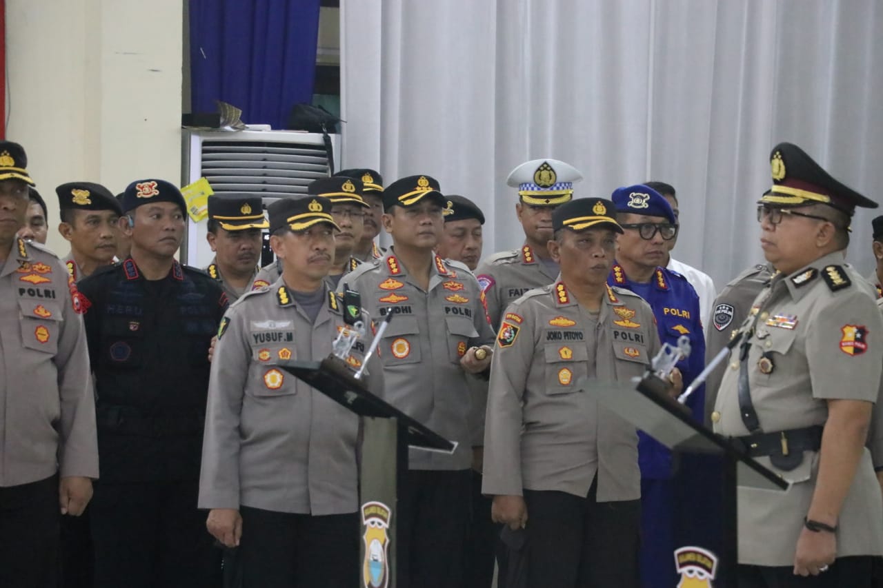 Kapolrestabes Makassar Hadiri Sertijab Pejabat Utama Polda Sulsel