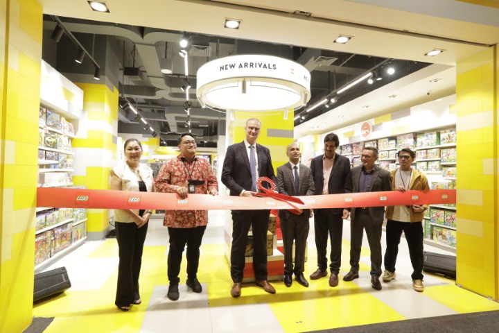 The LEGO Group Buka Store Terbaru dan Terbesar