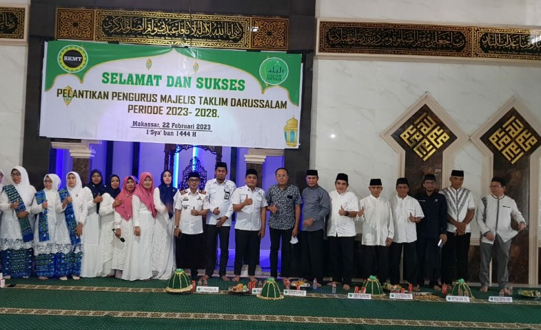 Pejabat Pemkot dan Anggota Dewan Hadiri Pelantikan Pengurus MT Darussalam