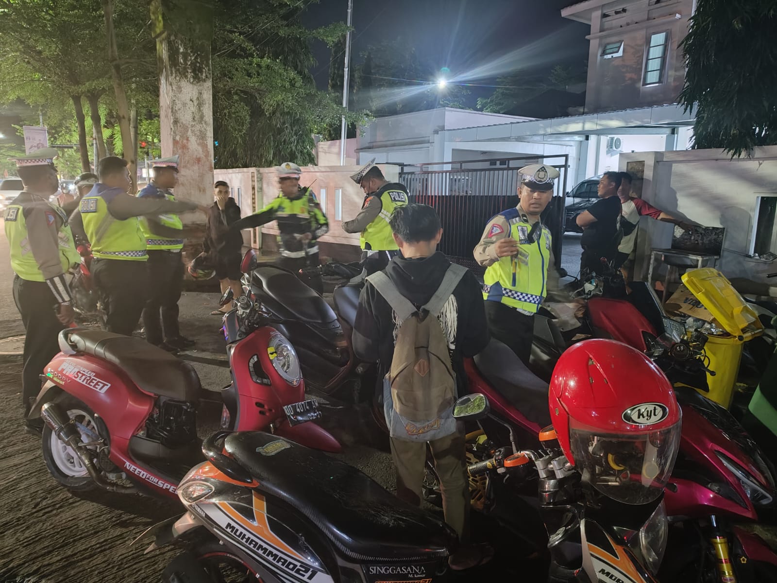 Satlantas Polrestabes Makassar Amankan Puluhan Sepeda Motor