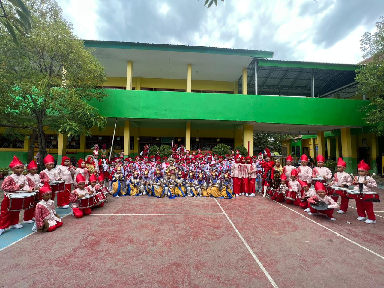 110 Siswa SDN Ikut Lomba Marching Band