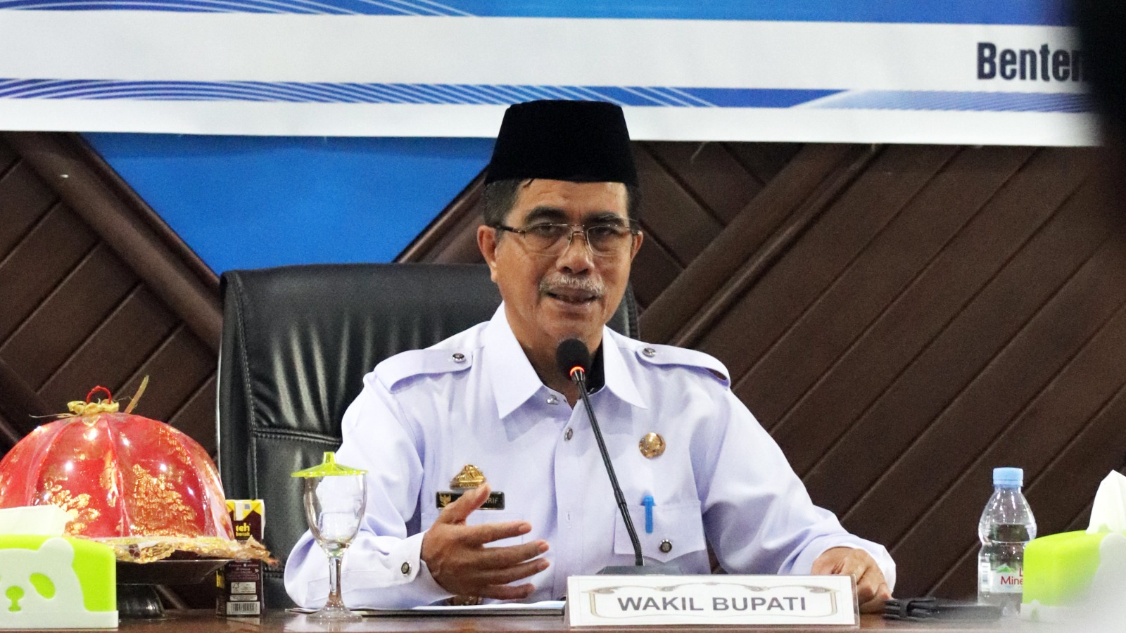 Wabup Saiful Arif Buka Rapat Pleno Tim TPAKD Selayar