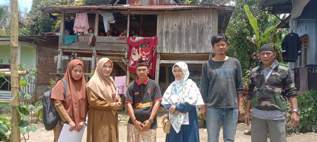 Tim AMP SR Kunjungi Rumah Pasien