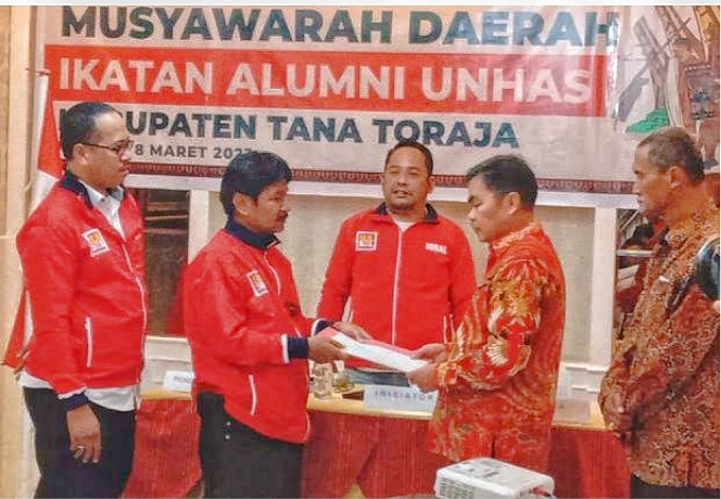Wabup Pimpin IKA Unhas Tator