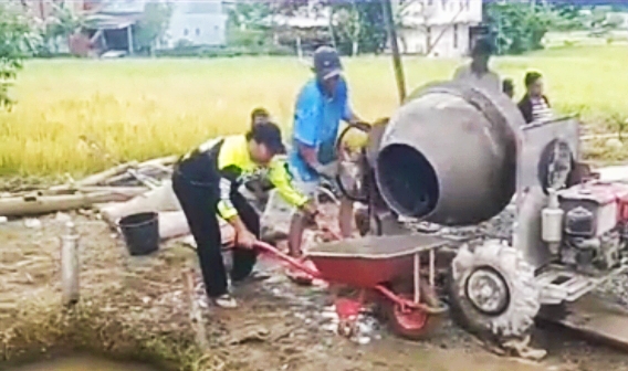 Ketua DPRD Gotong Royong Rehabilitasi RTLH