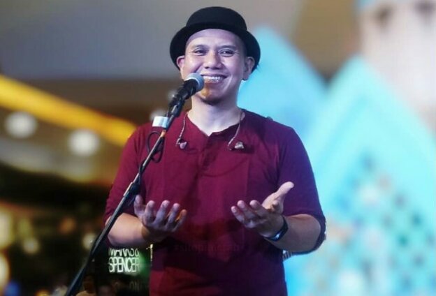 Fadli Padi Ramaikan HBH IKA Unhas di Bantimurung