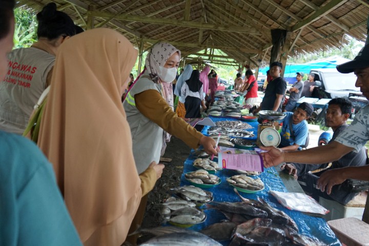 Tim Terpadu Temukan Obat dan Kosmetik Expire
