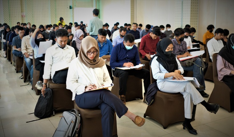Ribuan Pencaker Serbu Seleksi Talent Pool  IGP Pomalaa