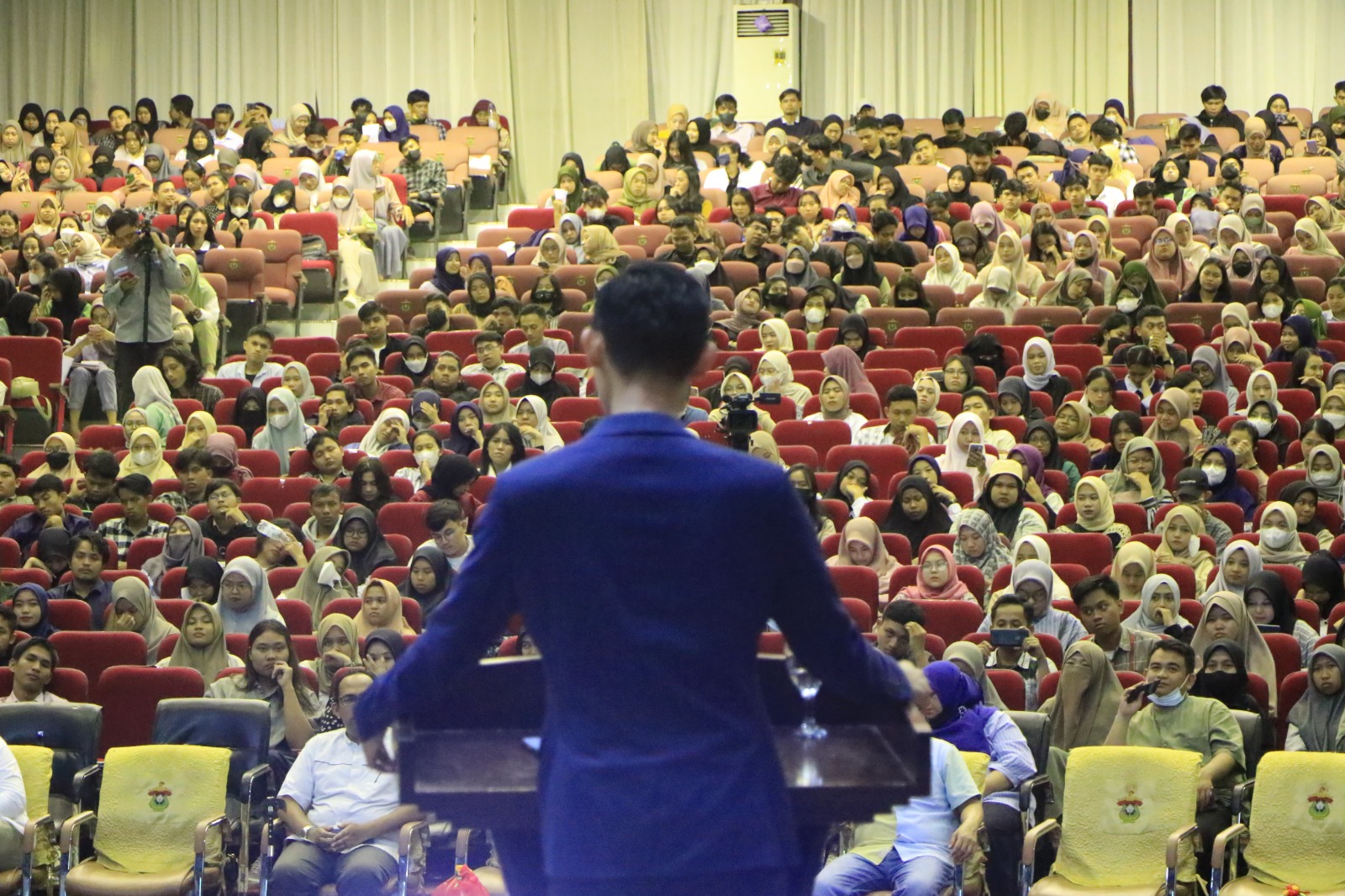Sekretaris Dubes KBRI Astana Motivasi Ribuan Mahasiswa Unhas, Andi Zulkarnain: Bangun Jaringan Pentahelix