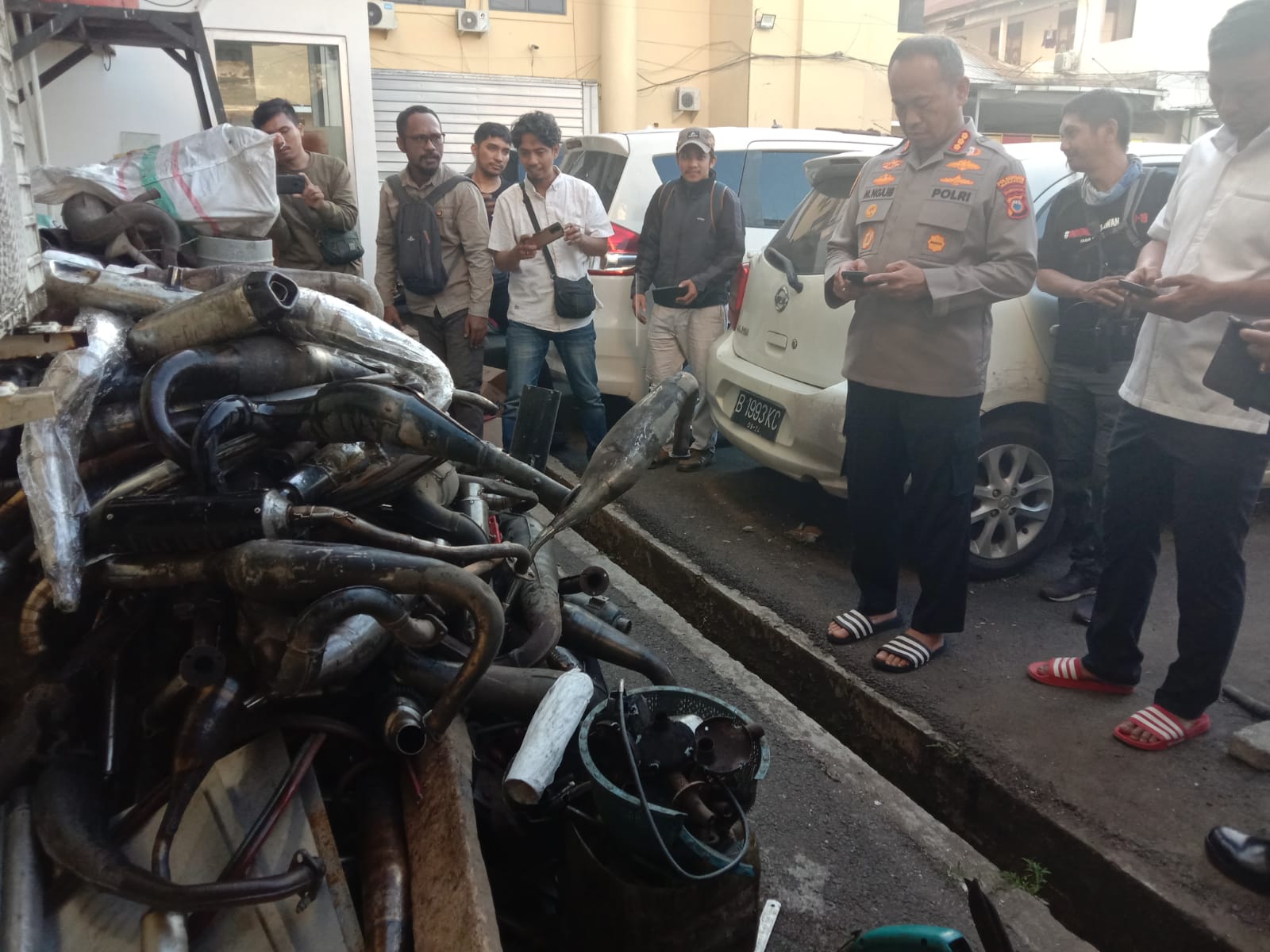 Kapolrestabes Gerebek Pembuatan Knalpot Brong
