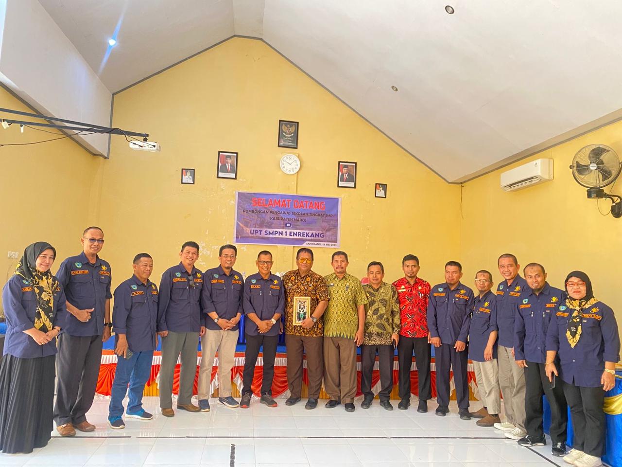 Puluhan Pengawas SMP di Maros Lakukan Studi Tiru