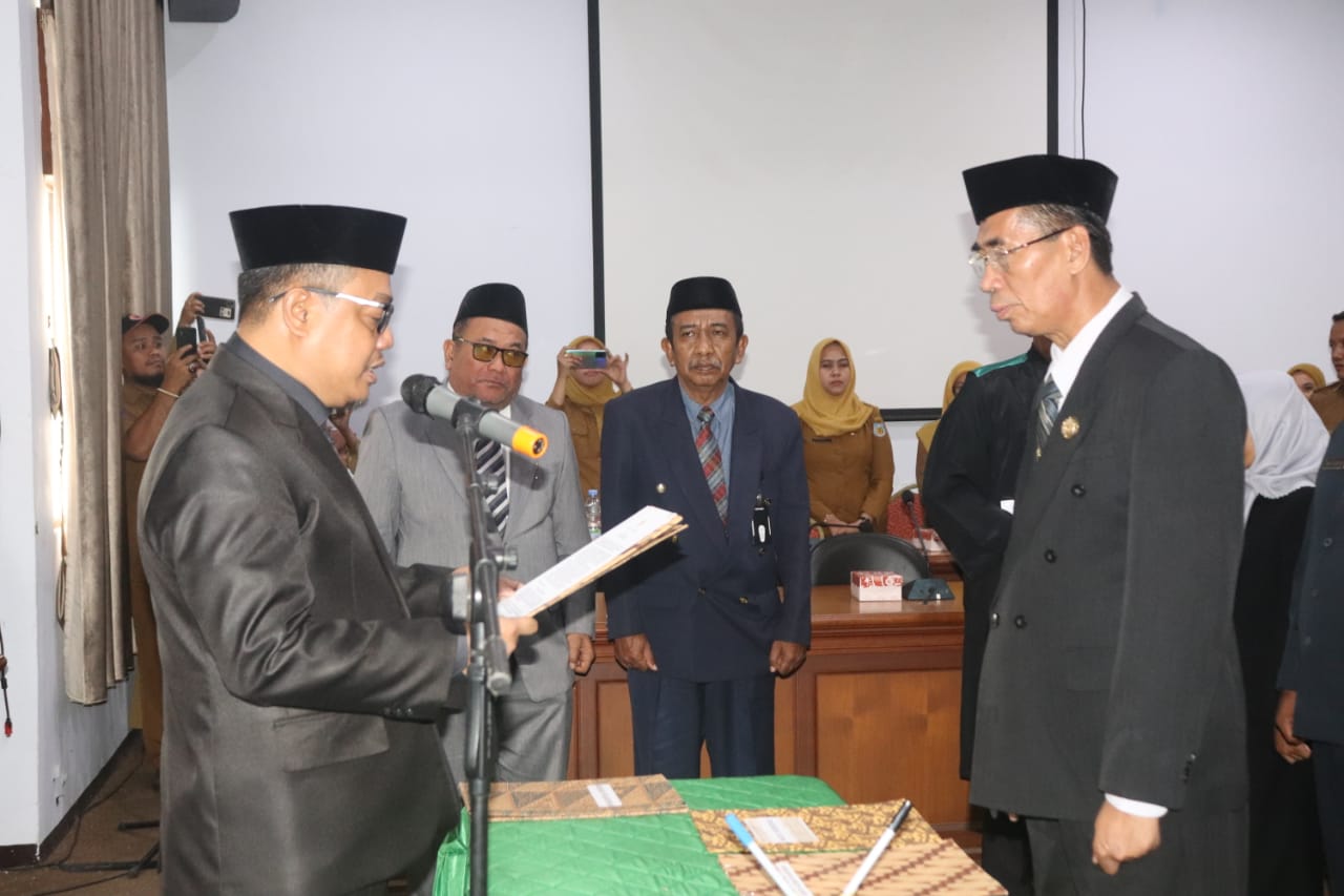 Sekda Selayar Melantik dan Mengambil Sumpah Pejabat Pimpinan Tinggi Pratama dan Pejabat Administrasi