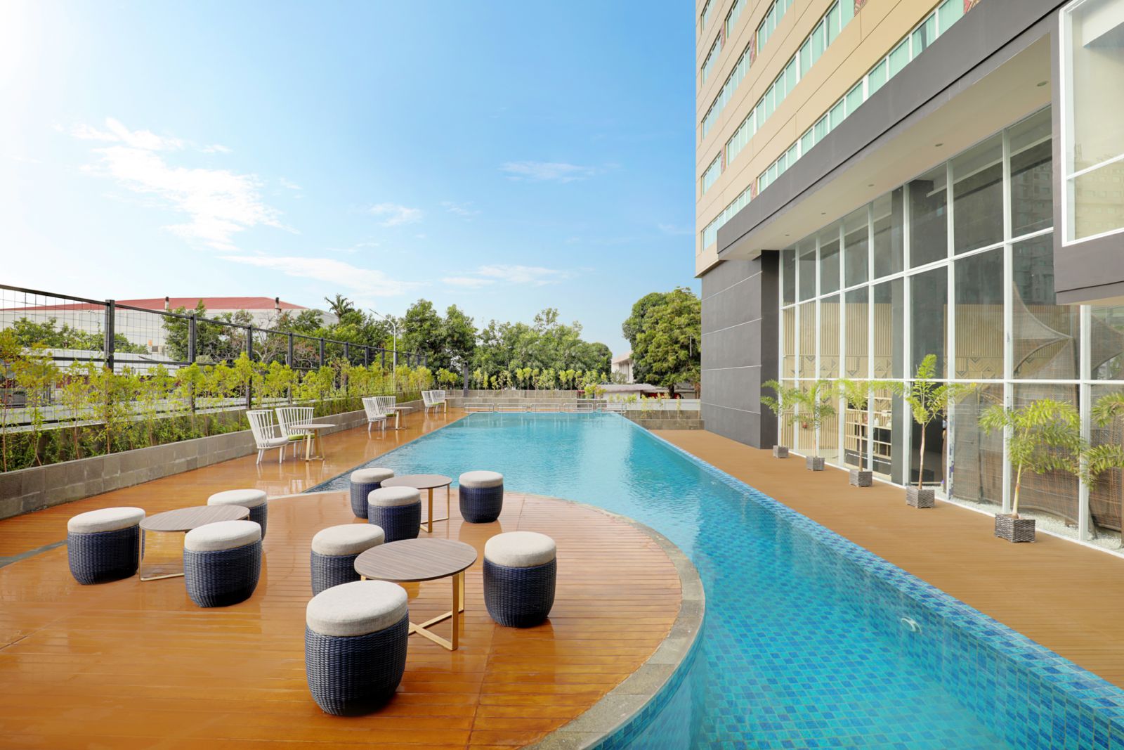 Liburan Seru dan Dapat Hadiahnya Hanya di Mercure Makassar Nexa PettaraniI