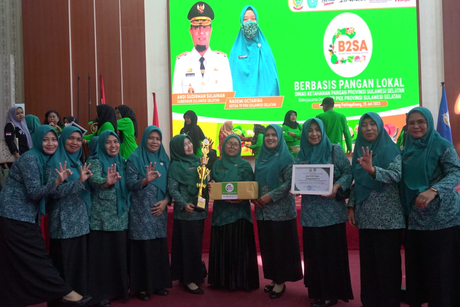 PKK Lutim Juara Harapan Satu Festival B2SA