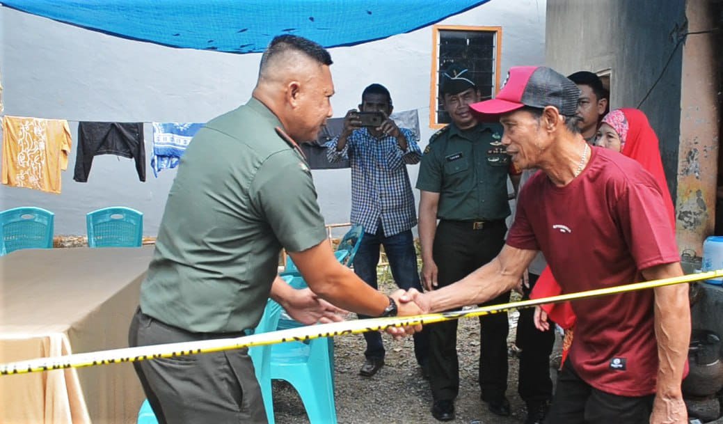 Pangdam Berbagi Korban Bencana Kebakaran
