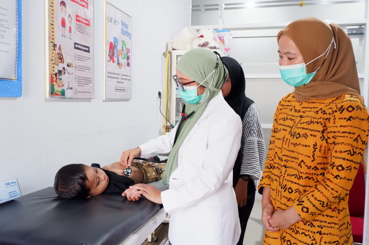 Poliklinik Dilayani Tiga Dokter Spesialis