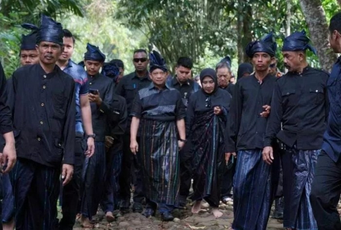 Mendagri Diberi Gelar Puto Tito Daeng Manai