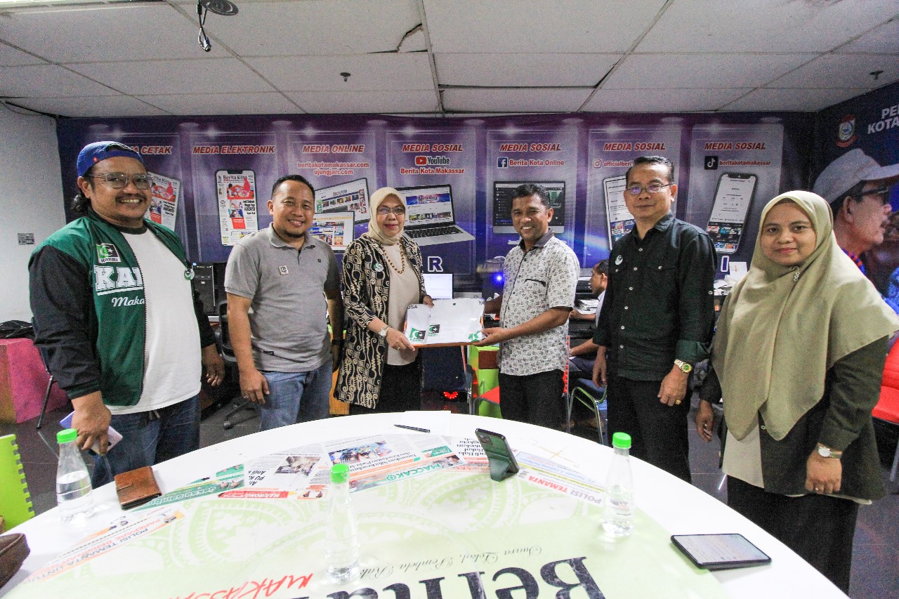 Milad ke-57, KAHMI Makassar Bawa Profesor Mengajar di Sekolah