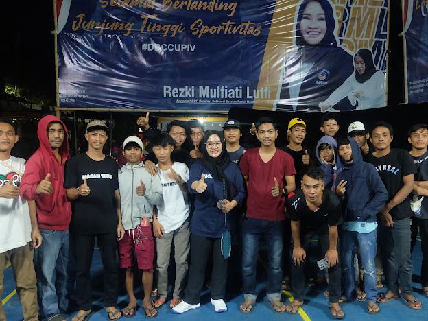 Turnamen Badminton Untuk Mempererat Silaturahmi