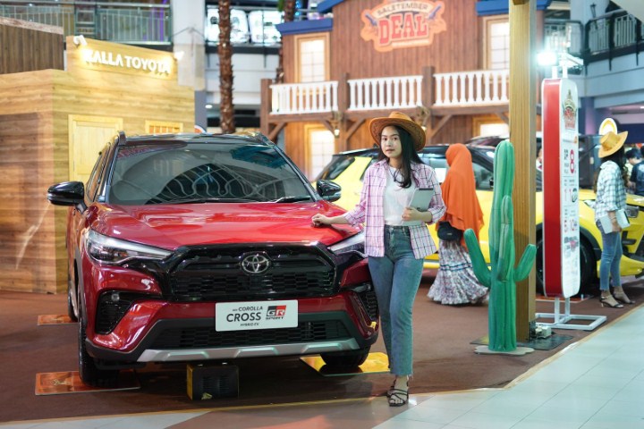 20 Unit Line Up Toyota Mejeng Saletember Deal by Kalla Toyota