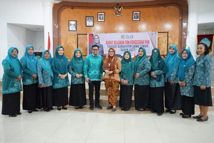 Hj Sufriyati Pimpin Rapat PKK