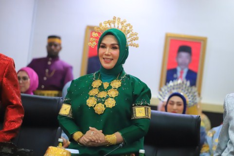 Berpamitan, Ingin Kembali Jadi Notaris