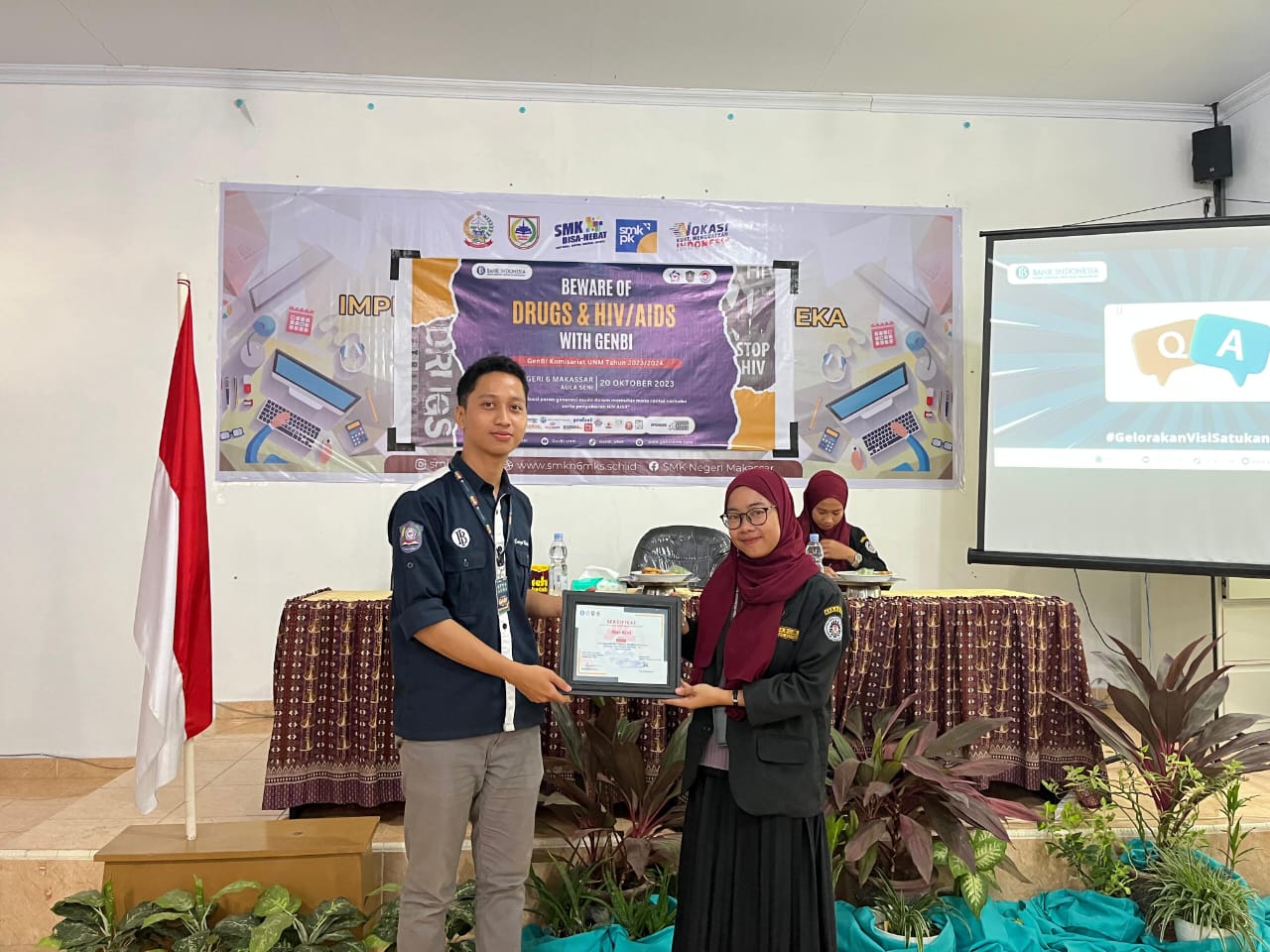 Beware of Drugs and HIV/AIDS With Genbi Edukasi Siswa SMKN 6 Makassar
