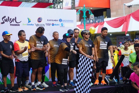 Ketua DPRD dan Pj Gubernur Lepas Peserta Folks Run