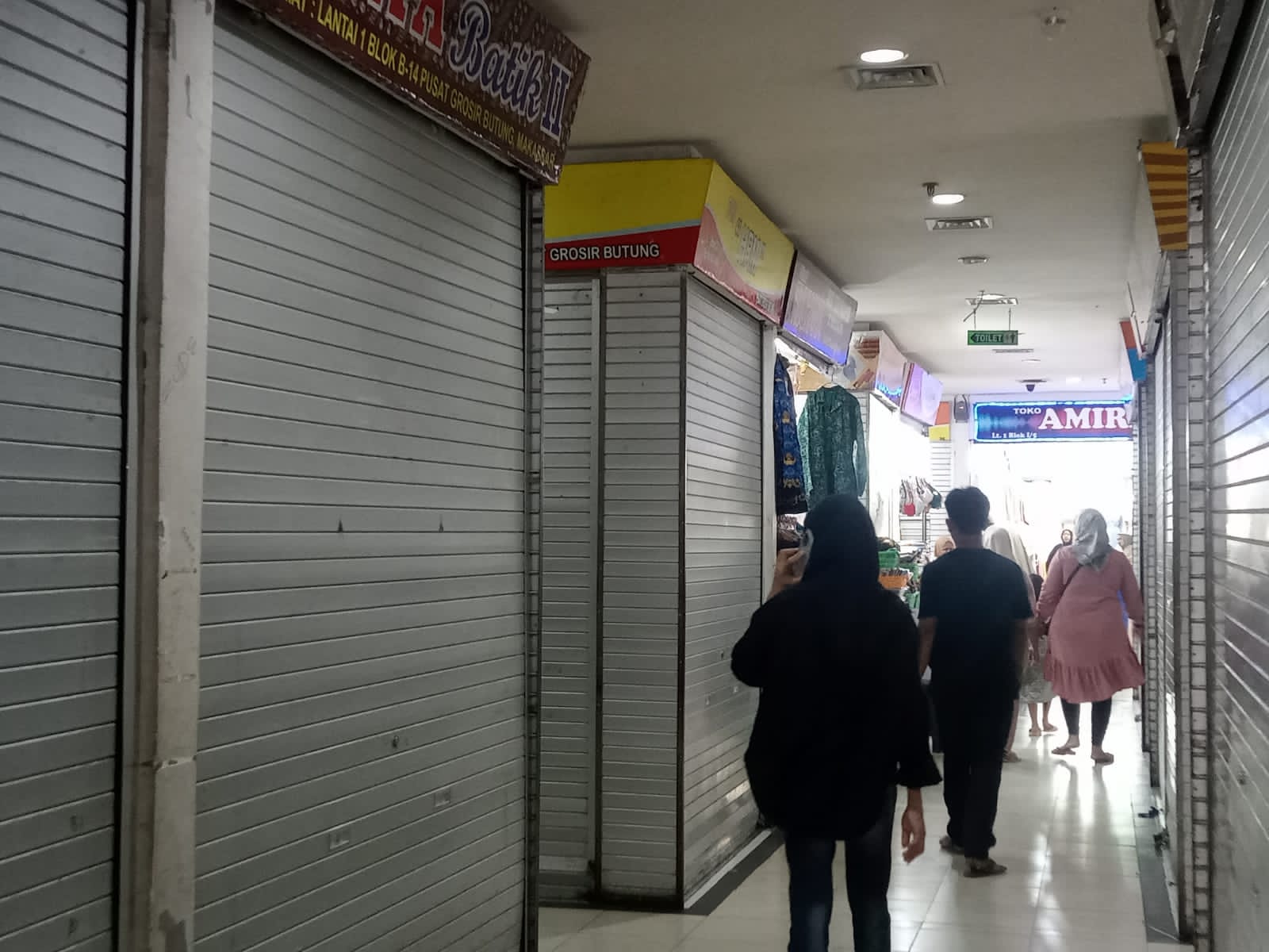 Puluhan Orang  Serang Pasar Butung